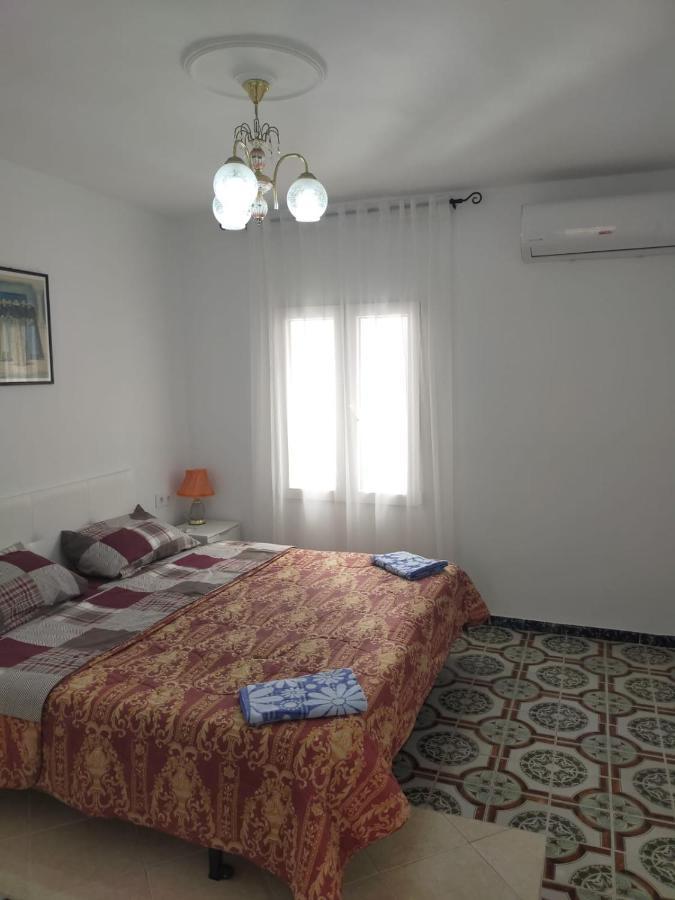 Apartamento En El Centro De เดเนีย ภายนอก รูปภาพ